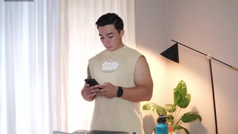 hunk_ryan online show from 11-09-25, 06:28