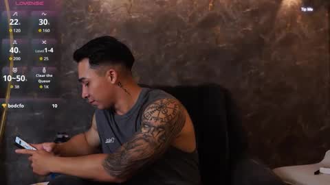 hunk_ryan online show from 11-28-25, 02:20