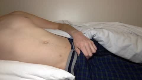 Snapshot of hunkhog chatting on 12-24-24, 08:38 Hunkhog online show from 12-24-24, 08:38