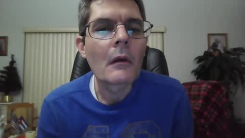 Snapshot of hunkmasclefad458 chatting on 12-15-24, 05:02 hunkmasclefad458 online show from 12-15-24, 05:02