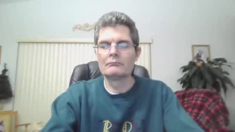 Snapshot of hunkmasclefad458 chatting on 12-28-24, 03:47 hunkmasclefad458 online show from 12-28-24, 03:47