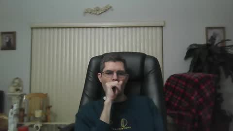 Snapshot of hunkmasclefad458 chatting on 01-19-25, 06:42 hunkmasclefad458 online show from 01-19-25, 06:42