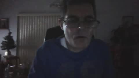 Snapshot of hunkmasclefad458 chatting on 12-16-25, 05:01 hunkmasclefad458 online show from 12-16-25, 05:01