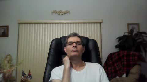Snapshot of hunkmasclefad458 chatting on 06-28-26, 05:13 hunkmasclefad458 online show from 06-28-26, 05:13