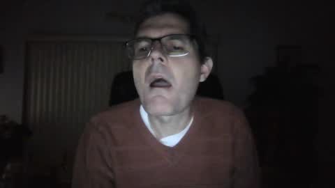 Snapshot of hunkmasclefad458 chatting on 07-17-26, 04:19 hunkmasclefad458 online show from 07-17-26, 04:19
