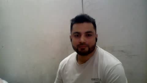 Snapshot of hunkster102 chatting on 06-20-26, 07:11 hunkster102 online show from 06-20-26, 07:11