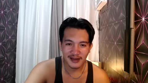 hunkylloyd online show from 12-28-24, 06:29