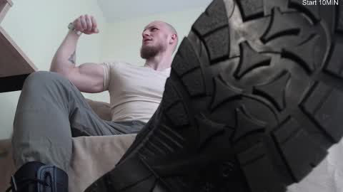  I AM NOT A DIRECTOR I AM THE BOSS            KINGDADDYSIRSTR8ALPHAMASTER online show from 02-12-26, 11:38