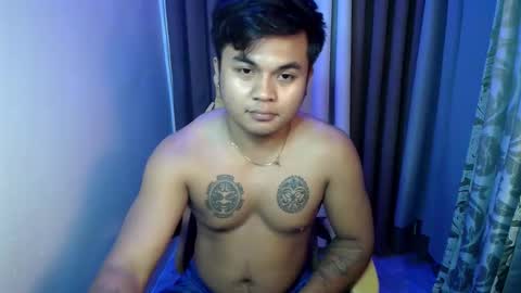 hunkyzeus online show from 05-15-26, 05:42