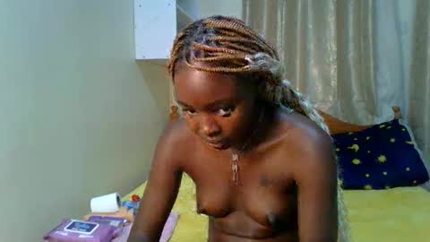 Snapshot of hunnyteaser chatting on 02-18-26, 04:25 hunny online show from 02-18-26, 04:25