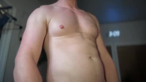 Snapshot of hunqer chatting on 03-01-25, 11:06 hunqer online show from 03-01-25, 11:06