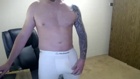 Snapshot of hunter_jayden7 chatting on 06-28-26, 12:49 TypsyT7 online show from 06-28-26, 12:49
