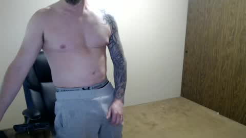 Snapshot of hunter_jayden7 chatting on 07-13-26, 02:47 TypsyT7 online show from 07-13-26, 02:47