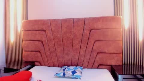 hunter online show from 12-17-25, 03:56