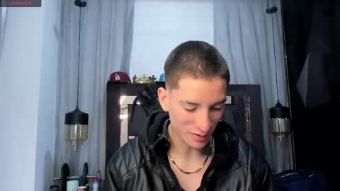 hunterheat_ online show from 04-20-26, 12:19