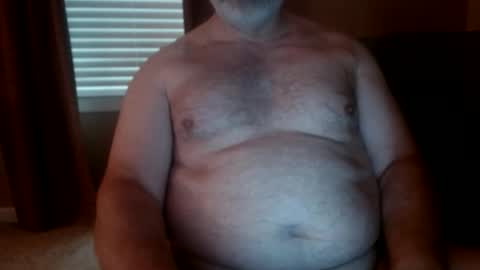 Snapshot of huntermark1 chatting on 05-21-26, 04:14 huntermark1 online show from 05-21-26, 04:14
