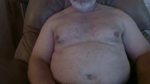 Snapshot of huntermark1 chatting on 06-07-26, 06:55 huntermark1 online show from 06-07-26, 06:55