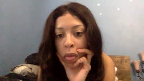 Snapshot of hunyybunz chatting on 01-27-25, 09:00 Goddess Hunyy online show from 01-27-25, 09:00