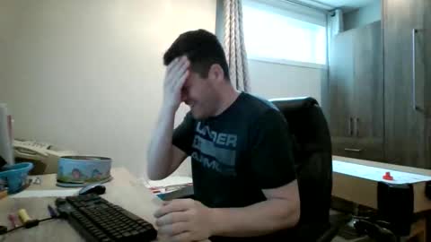 hurley7890 online show from 04-10-26, 01:38