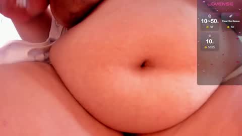 Snapshot of hurren_matt1 chatting on 02-22-25, 11:35 Hurren online show from 02-22-25, 11:35