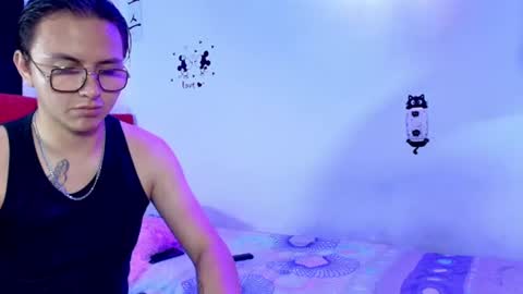 Snapshot of husbands_horny chatting on 07-11-26, 10:29 husbands_horny online show from 07-11-26, 10:29
