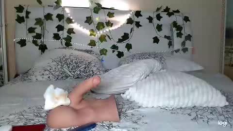 Kayla online show from 03-21-26, 08:19