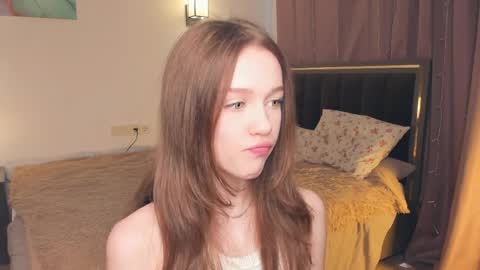 Lily online show from 05-19-26, 07:15