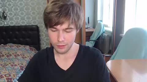 Tom online show from 06-25-26, 09:47