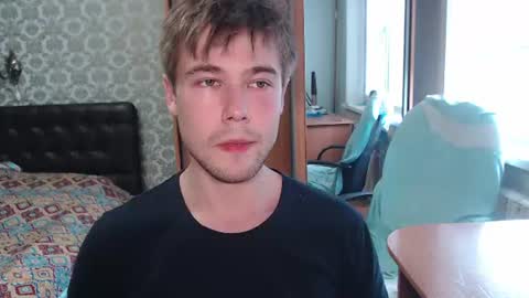 Tom online show from 07-05-26, 10:22