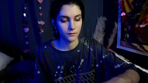 Snapshot of hyeon_jin chatting on 02-21-25, 07:01 Hyeon Jin online show from 02-21-25, 07:01