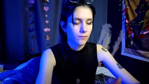 Snapshot of hyeon_jin chatting on 02-24-25, 03:02 Hyeon Jin online show from 02-24-25, 03:02