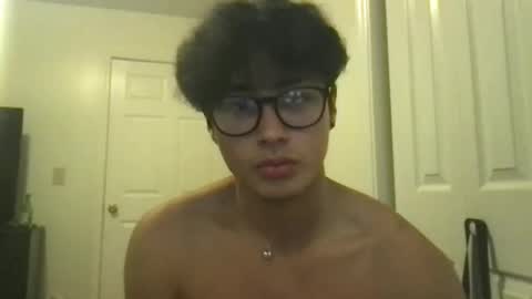 Snapshot of hyunluv chatting on 09-27-25, 05:12 hyunluv online show from 09-27-25, 05:12