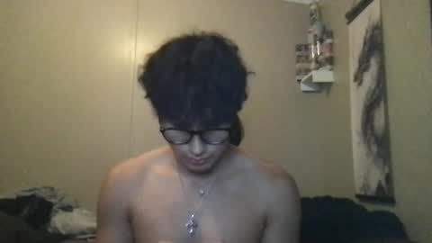 Snapshot of hyunluv chatting on 10-14-25, 07:09 hyunluv online show from 10-14-25, 07:09