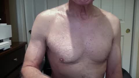 Snapshot of i8bgcq chatting on 03-25-26, 02:45 The Talented Mr. DILFy online show from 03-25-26, 02:45