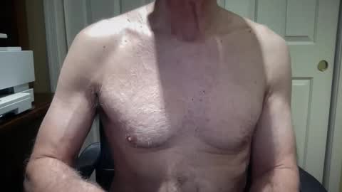 Snapshot of i8bgcq chatting on 03-26-26, 02:44 The Talented Mr. DILFy online show from 03-26-26, 02:44