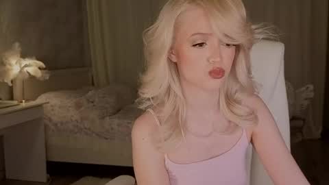 Snapshot of i__am_joss chatting on 04-28-26, 09:53 Joselle online show from 04-28-26, 09:53