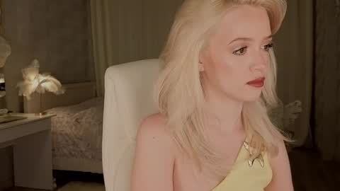 Snapshot of i__am_joss chatting on 05-04-26, 10:39 Joselle online show from 05-04-26, 10:39