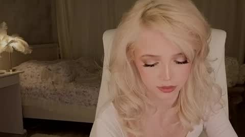 Snapshot of i__am_joss chatting on 05-05-26, 10:07 Joselle online show from 05-05-26, 10:07