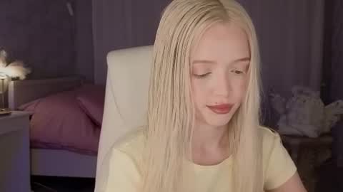 Snapshot of i__am_joss chatting on 06-28-26, 09:43 Joselle online show from 06-28-26, 09:43