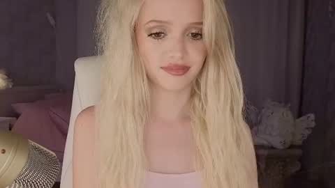 Snapshot of i__am_joss chatting on 07-11-26, 11:28 Joselle online show from 07-11-26, 11:28