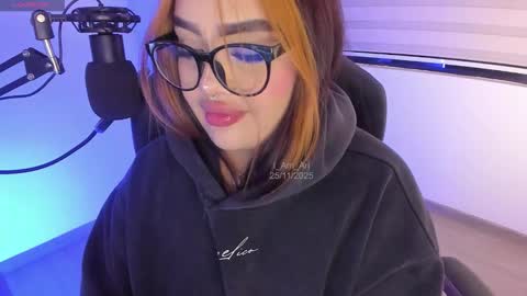 Ari online show from 11-26-25, 02:12