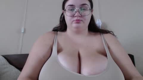 Dominika online show from 10-11-25, 10:03