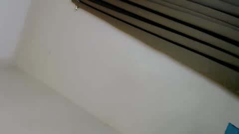 Snapshot of i_love_eula chatting on 12-25-24, 10:16 cant get you out of my head online show from 12-25-24, 10:16