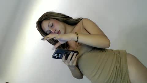 Snapshot of i_love_eula chatting on 02-12-25, 05:05 cant get you out of my head online show from 02-12-25, 05:05