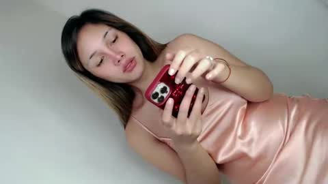 Snapshot of i_love_eula chatting on 09-10-25, 11:05 cant get you out of my head online show from 09-10-25, 11:05