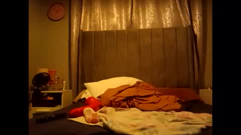 Sub male uk online show from 12-24-24, 05:38