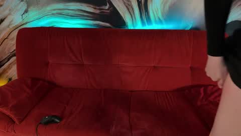 Snapshot of i_origins chatting on 05-15-26, 07:32 Aline online show from 05-15-26, 07:32