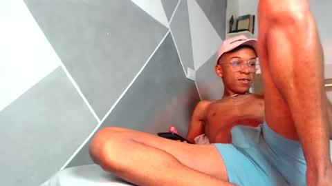 Snapshot of iam_colt chatting on 11-05-25, 10:26 David Colt online show from 11-05-25, 10:26