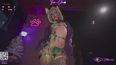       online show from 12-22-25, 02:41