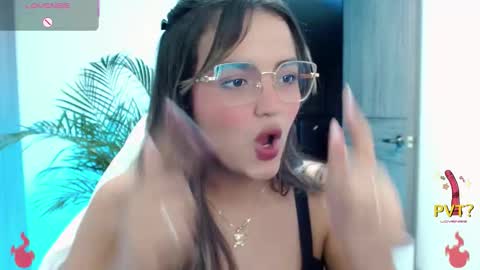 iam_lina online show from 03-26-26, 03:45